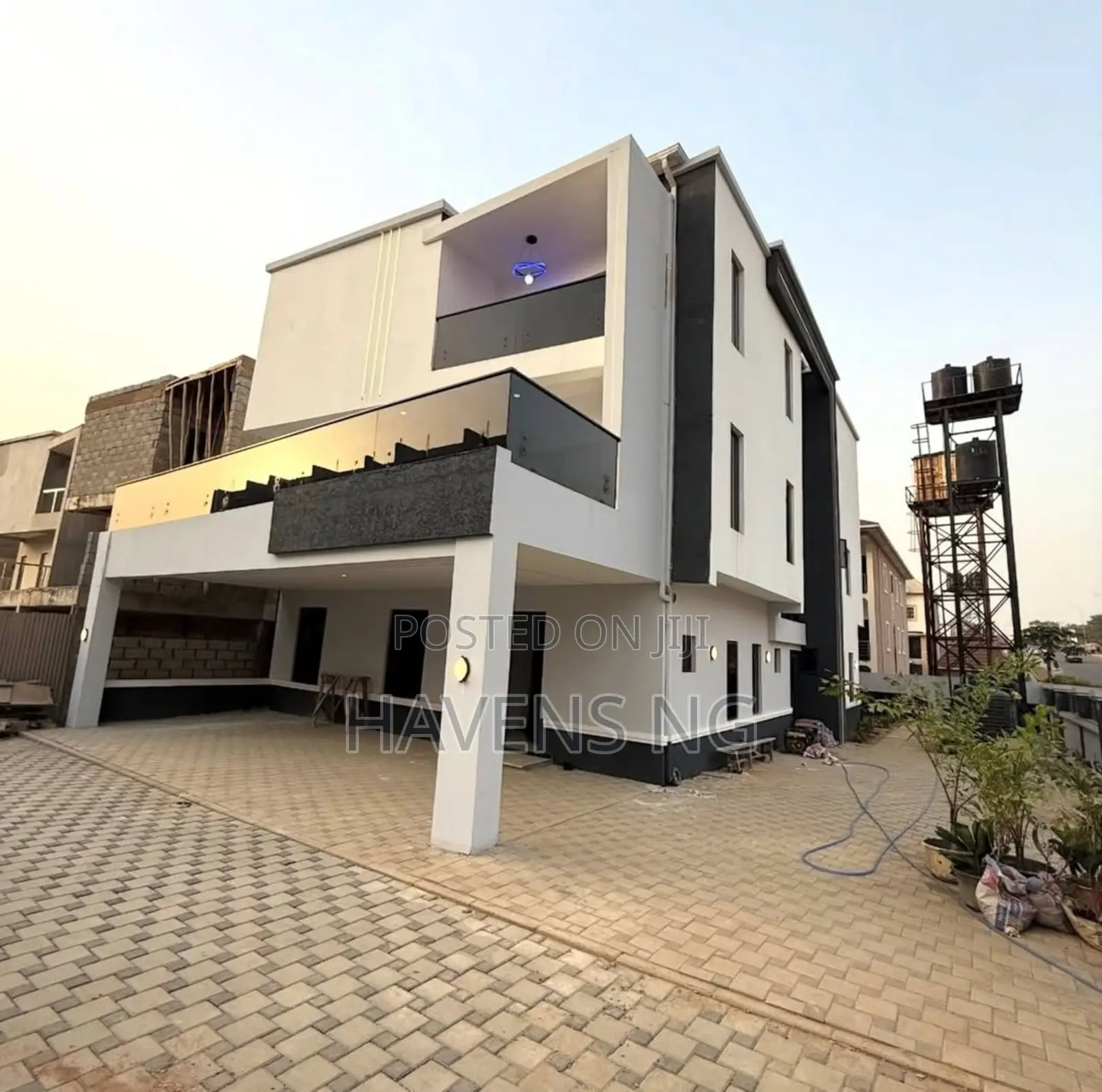 6bdrm Mansion in Guzape District for sale in Guzape District