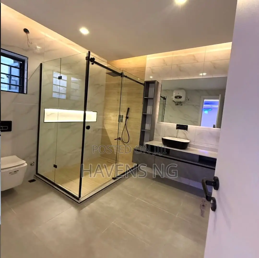 6bdrm Mansion in Guzape District for sale in Guzape District