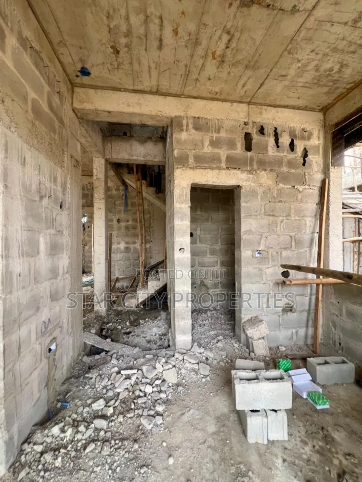 5bdrm Duplex in Ikeja Gra Lagos for sale in Ikeja