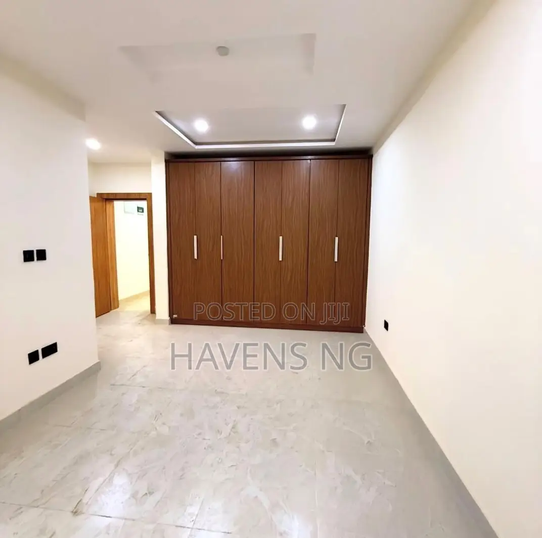 4bdrm Duplex in Jahi for sale in Jahi