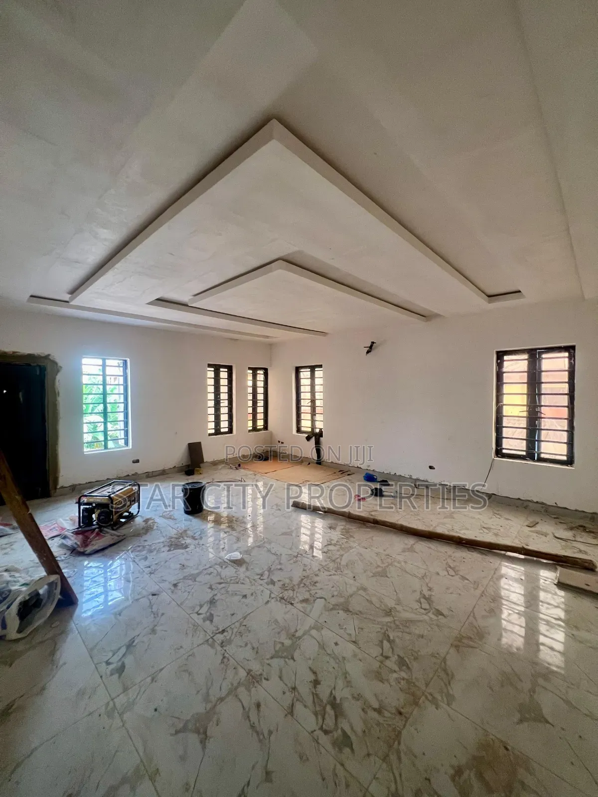 5bdrm Duplex in Omole 2 Lagos for sale in Omole Phase 2