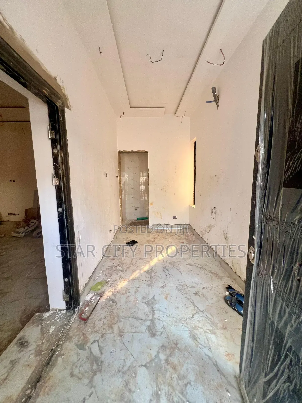 5bdrm Duplex in Omole 2 Lagos for sale in Omole Phase 2