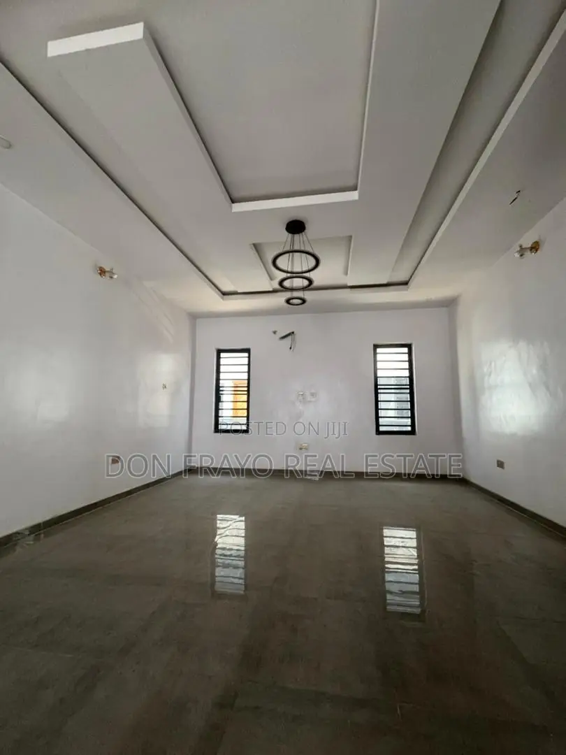 4bdrm Duplex in Main Ikolaba Gra, Bodija for sale in Bodija