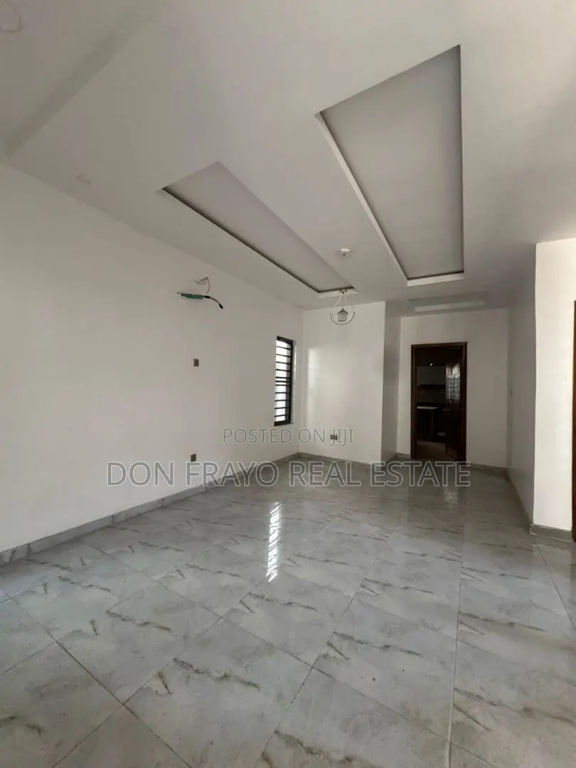 4bdrm Duplex in Main Ikolaba Gra, Bodija for sale in Bodija