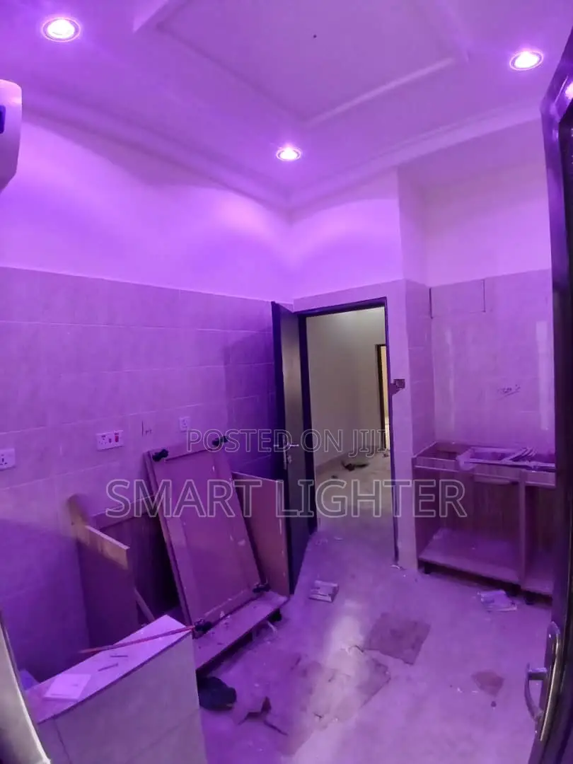 3bdrm Block of Flats in Wuye for rent in Wuye