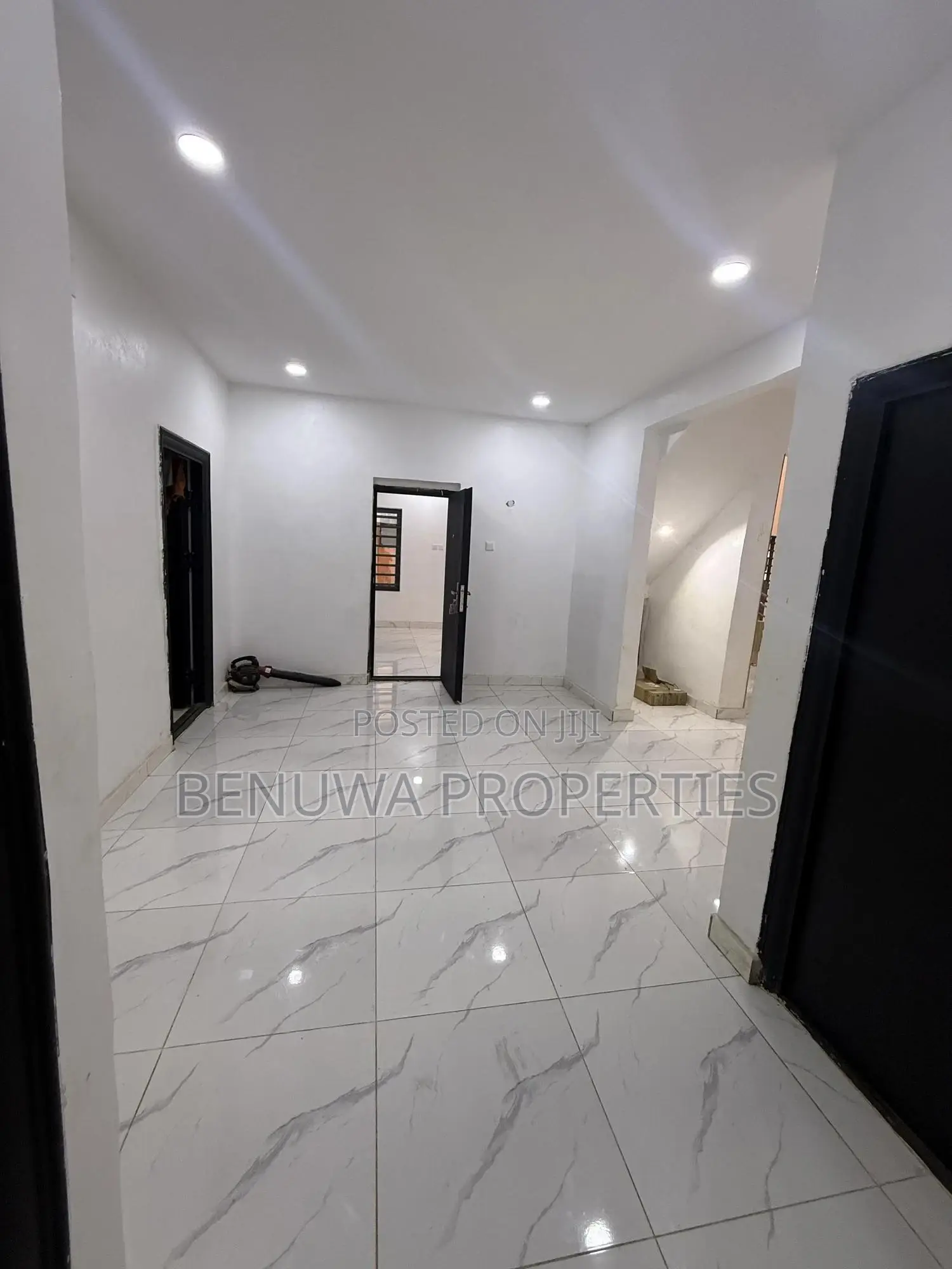 5bdrm Duplex in Benin City for sale in Benin City