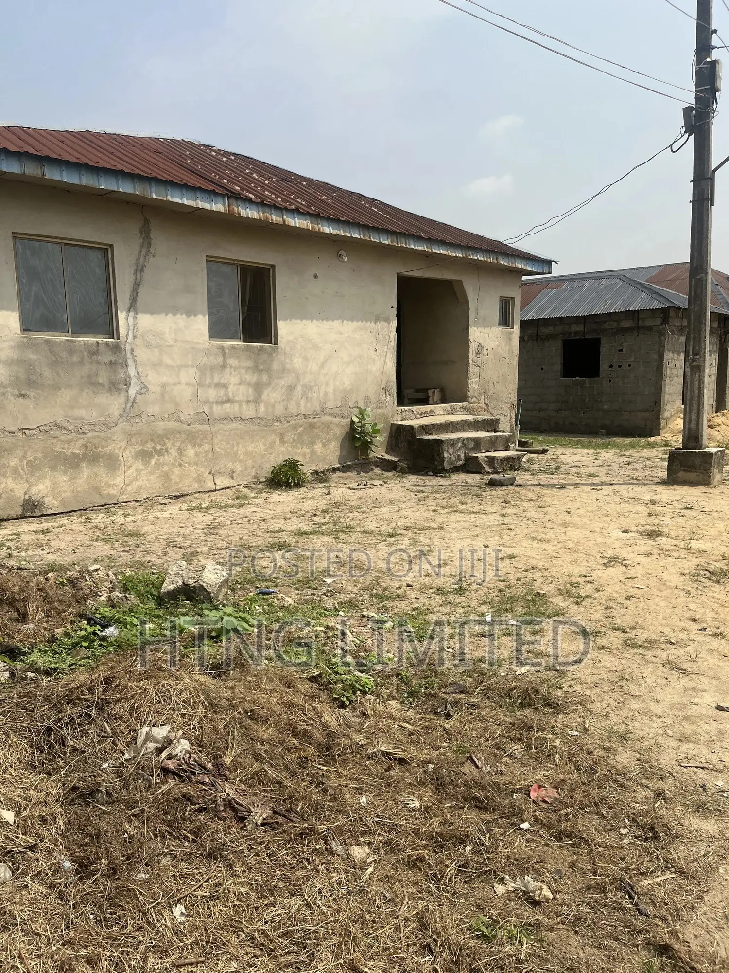 3bdrm Bungalow in Awobo, Igbogbo for sale in Igbogbo