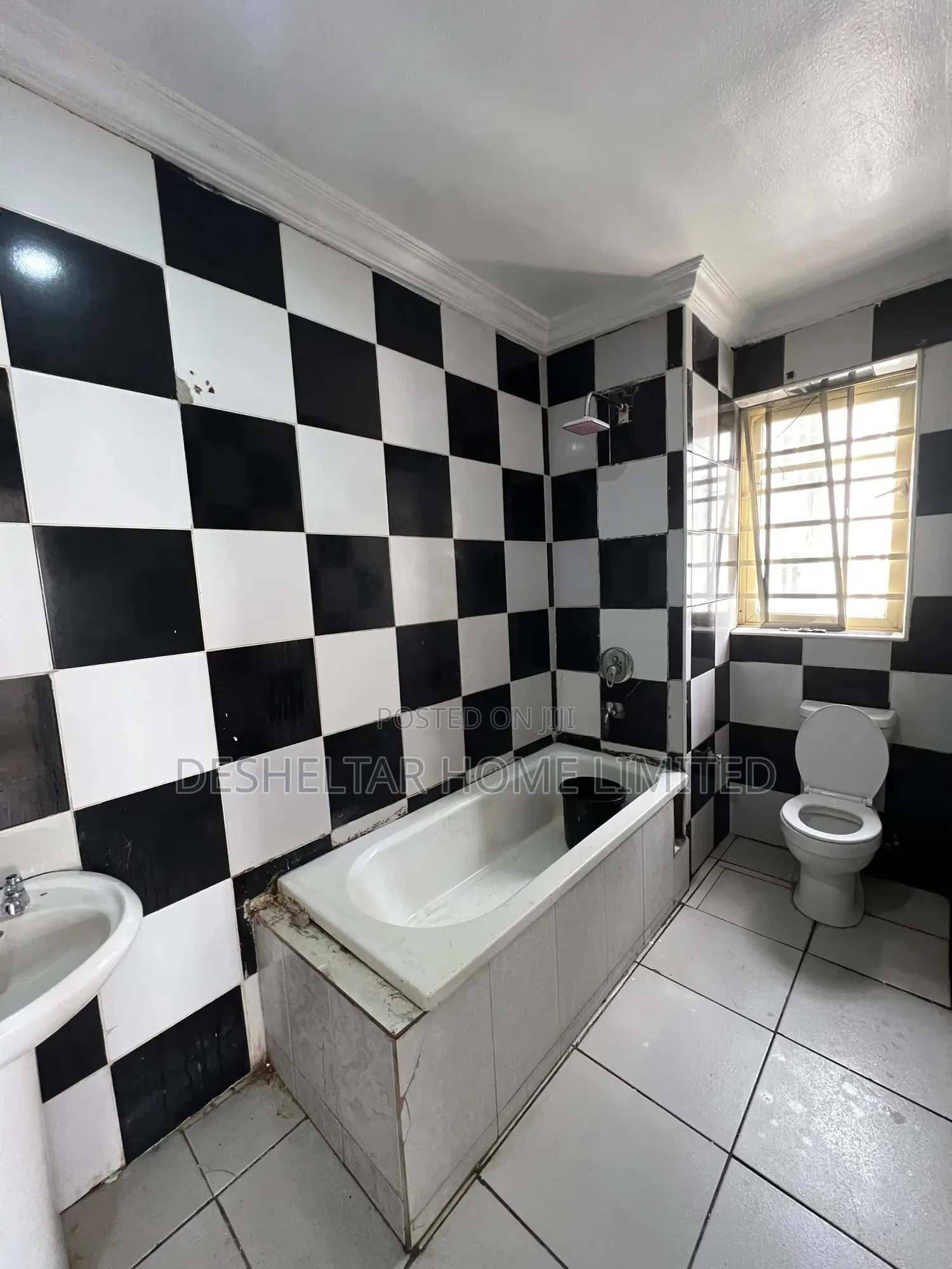 3bdrm Shared Apartment in Southern View Estate, Chevron for rent in Chevron