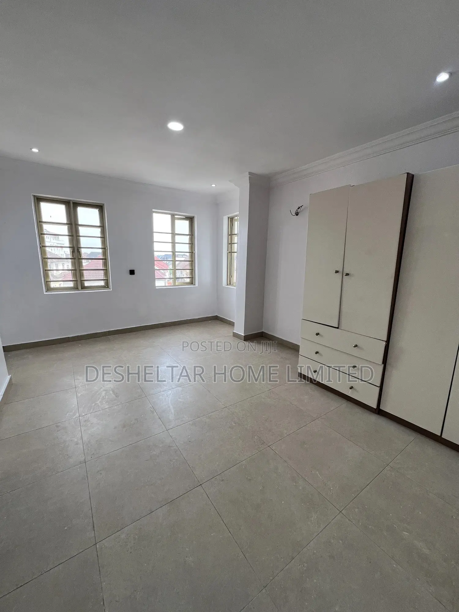 3bdrm Shared Apartment in Southern View Estate, Chevron for rent in Chevron