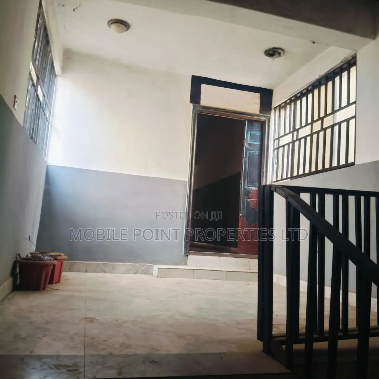 Spacious 6-Office Floor for Rent in Garki 2 Abuja – ₦10m in Garki 2