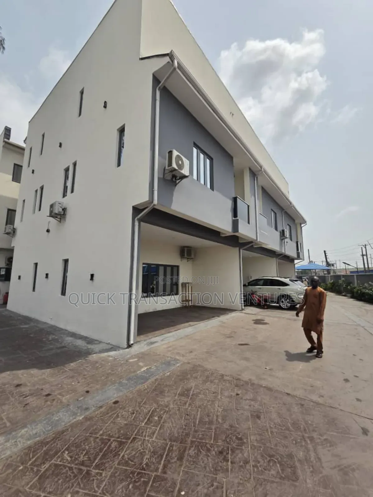 Furnished 4bdrm Duplex in Bode Thomas for sale in Bode Thomas