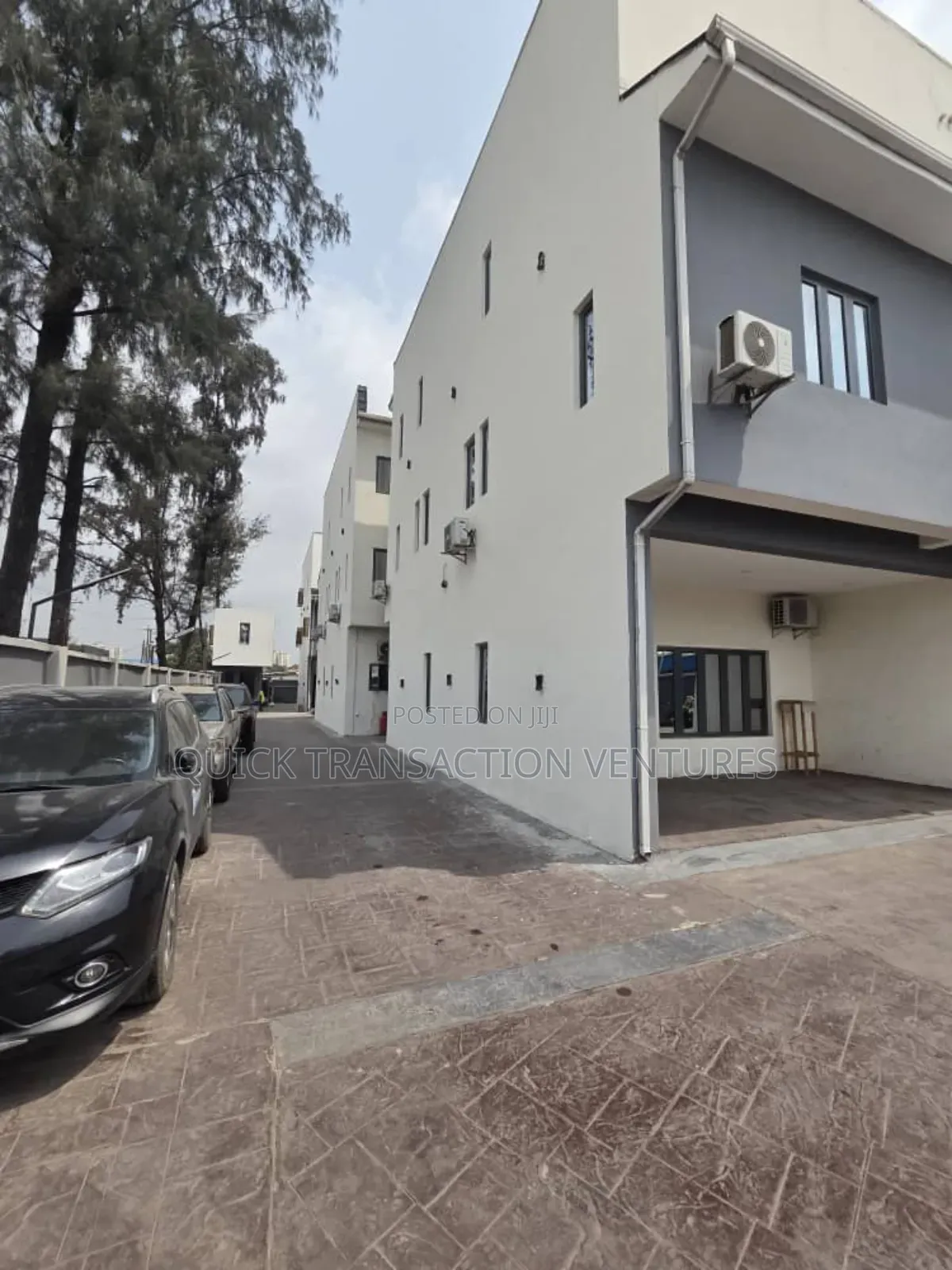 Furnished 4bdrm Duplex in Bode Thomas for sale in Bode Thomas