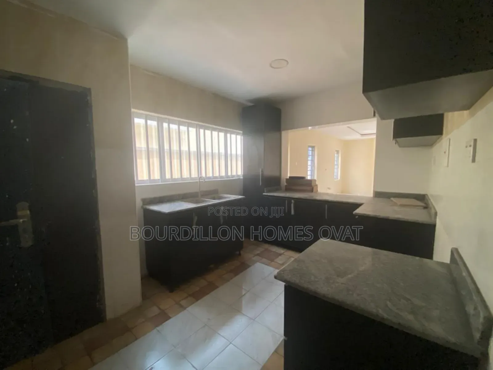 4bdrm Duplex in Ajah Lekki Lagos for sale in Ajah