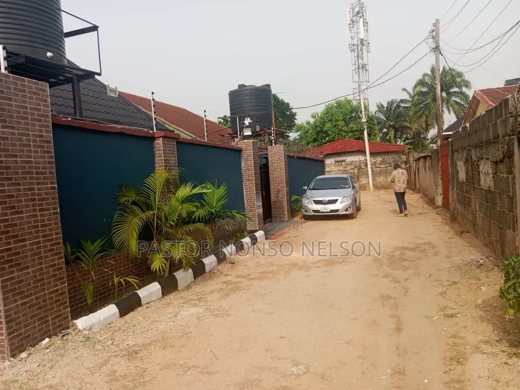 4bdrm Bungalow in World Bank Housing, Owerri for sale in Owerri