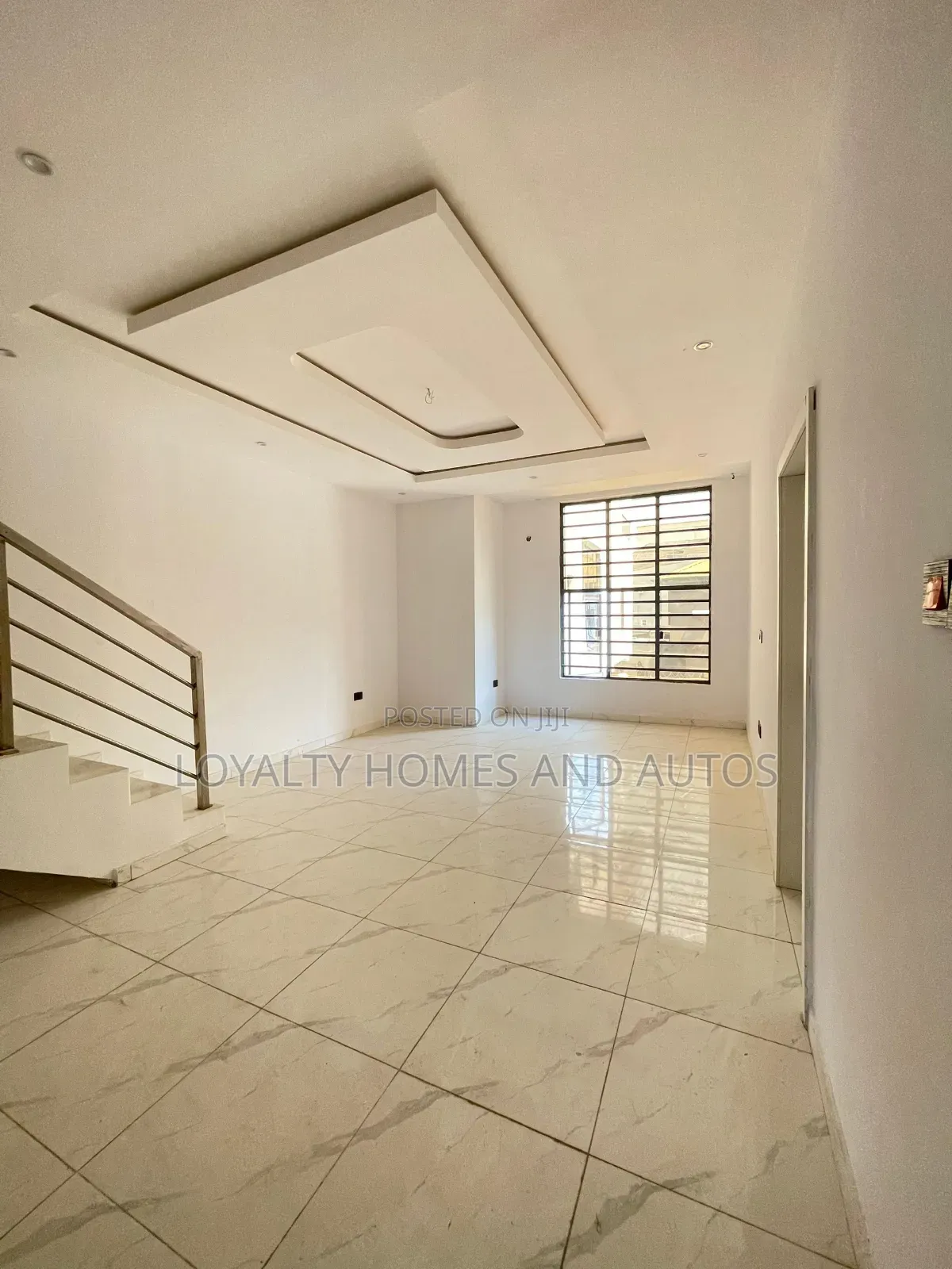 4bdrm Duplex in Omole Phase 1 for sale in Omole Phase 1