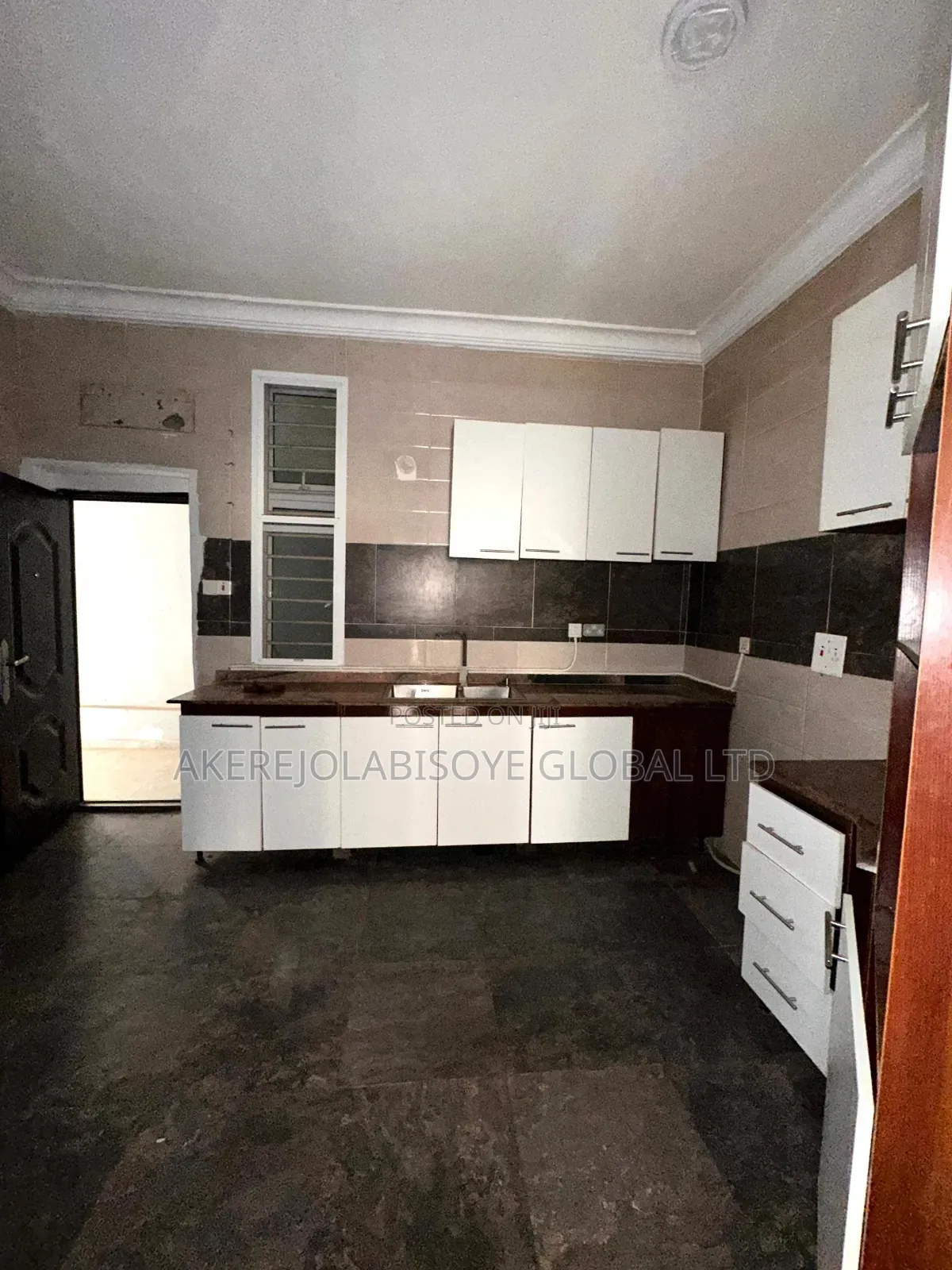 3bdrm Apartment in Jahi Gilmore, Abuja for rent in Jahi