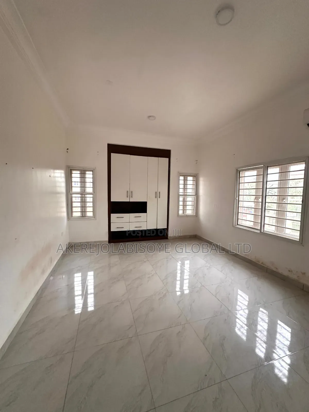 3bdrm Apartment in Jahi Gilmore, Abuja for rent in Jahi