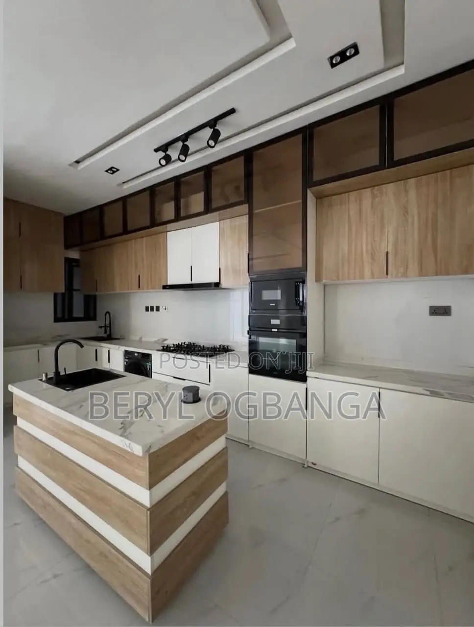 2bdrm Apartment in Ikate for sale in Ikate