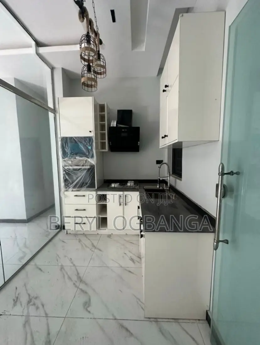 2bdrm Apartment in Lekki Phase 1 for rent in Lekki Phase 1