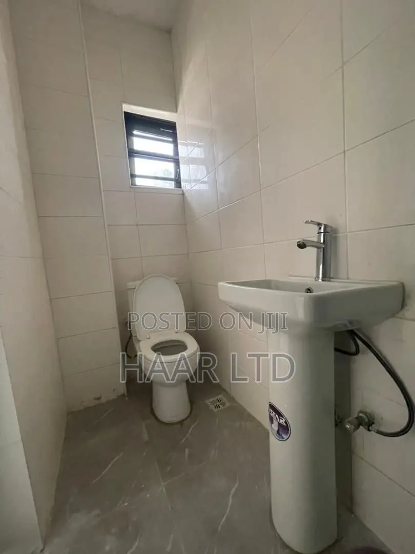 2bdrm Apartment in Ologolo for sale in Ologolo