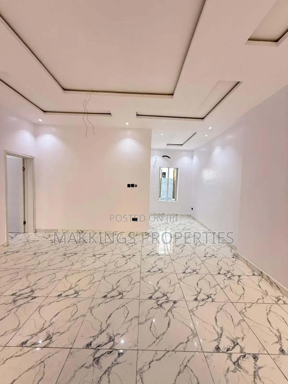 3bdrm Apartment in Sangotedo for sale in Sangotedo