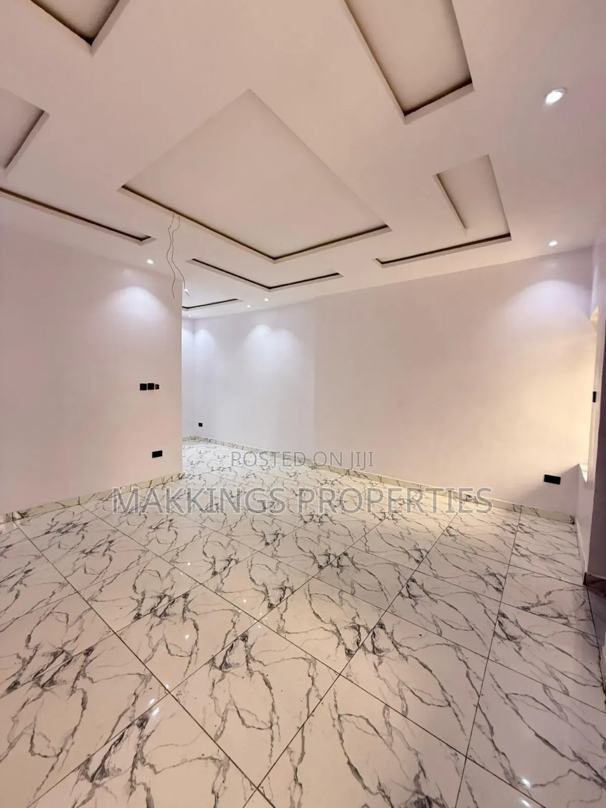 3bdrm Apartment in Sangotedo for sale in Sangotedo