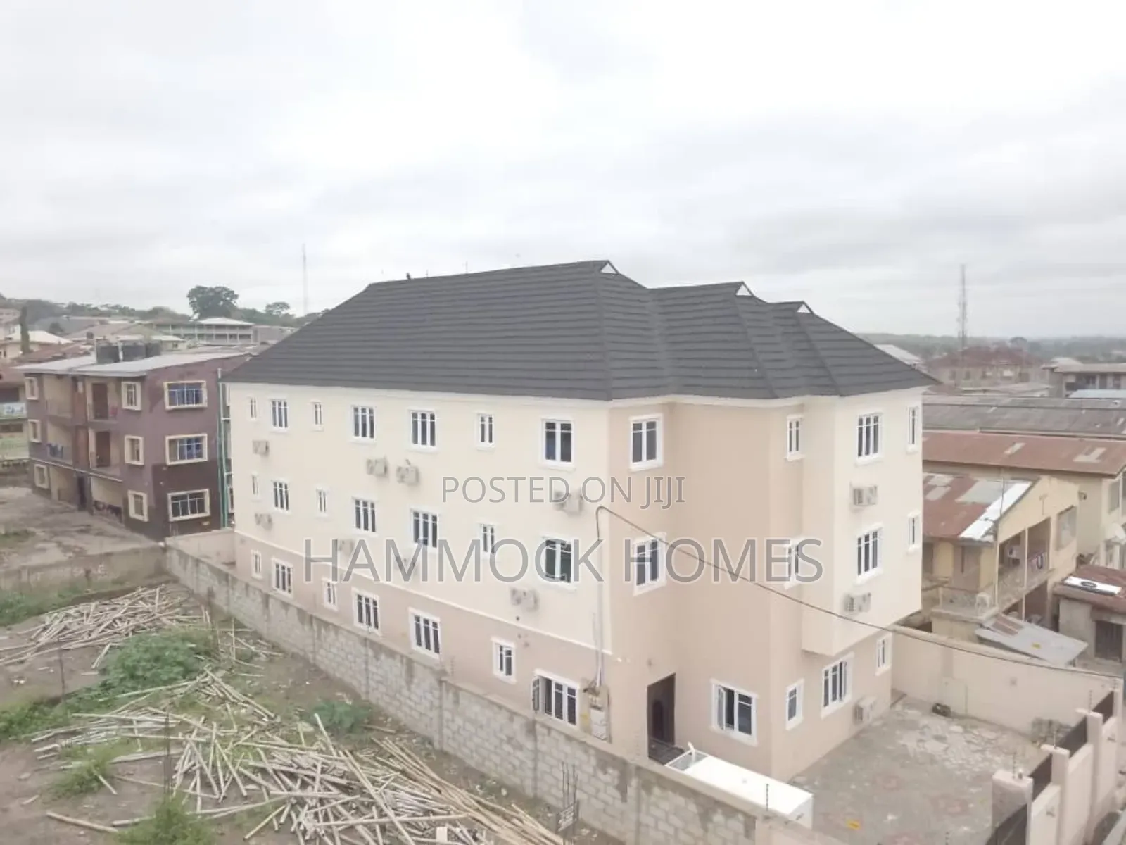 Furnished Hostel for Sale at Agbowo, U.I, Ibadan. in Agbowo