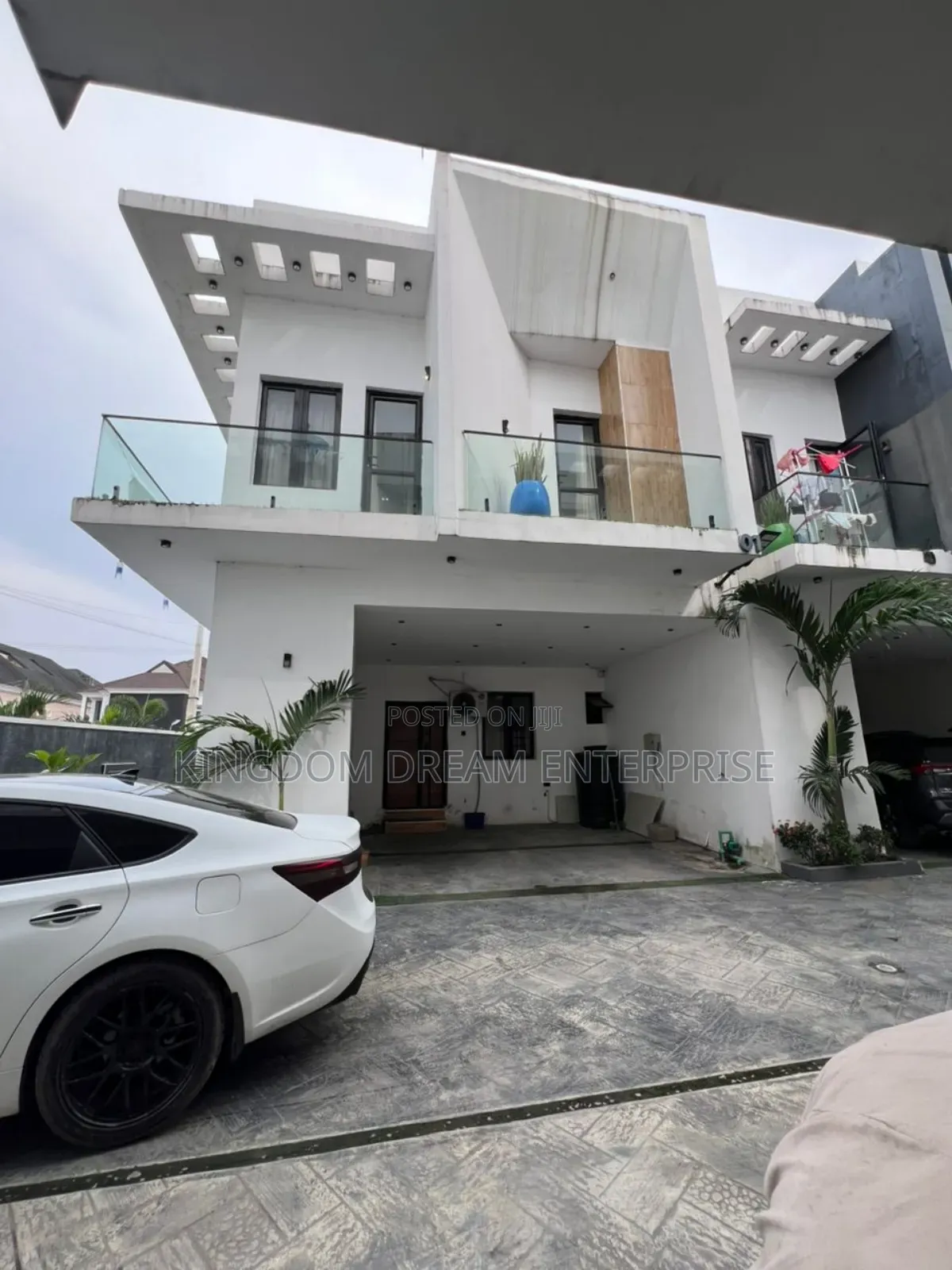 Furnished 4bdrm Townhouse/Terrace in Dpk Estate, Lekki for sale in Lekki