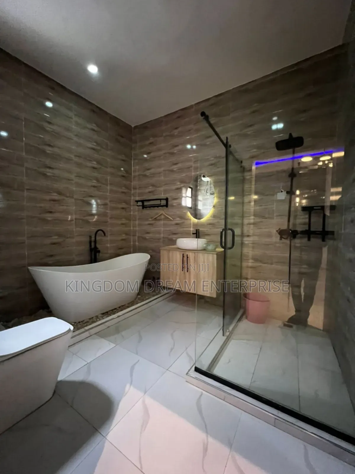 Furnished 4bdrm Townhouse/Terrace in Dpk Estate, Lekki for sale in Lekki