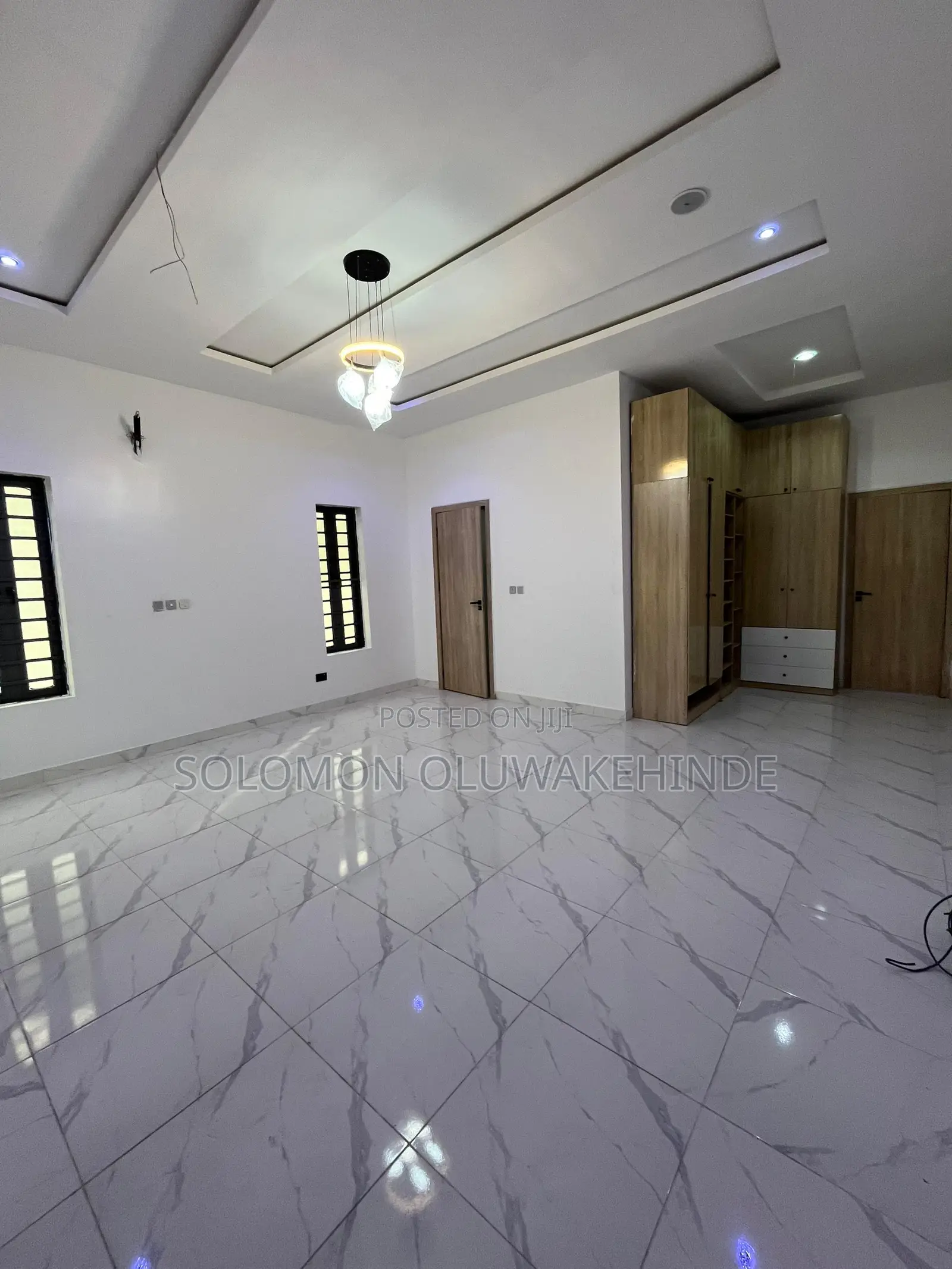 4bdrm Duplex in Lekky County, Ikota for sale in Ikota