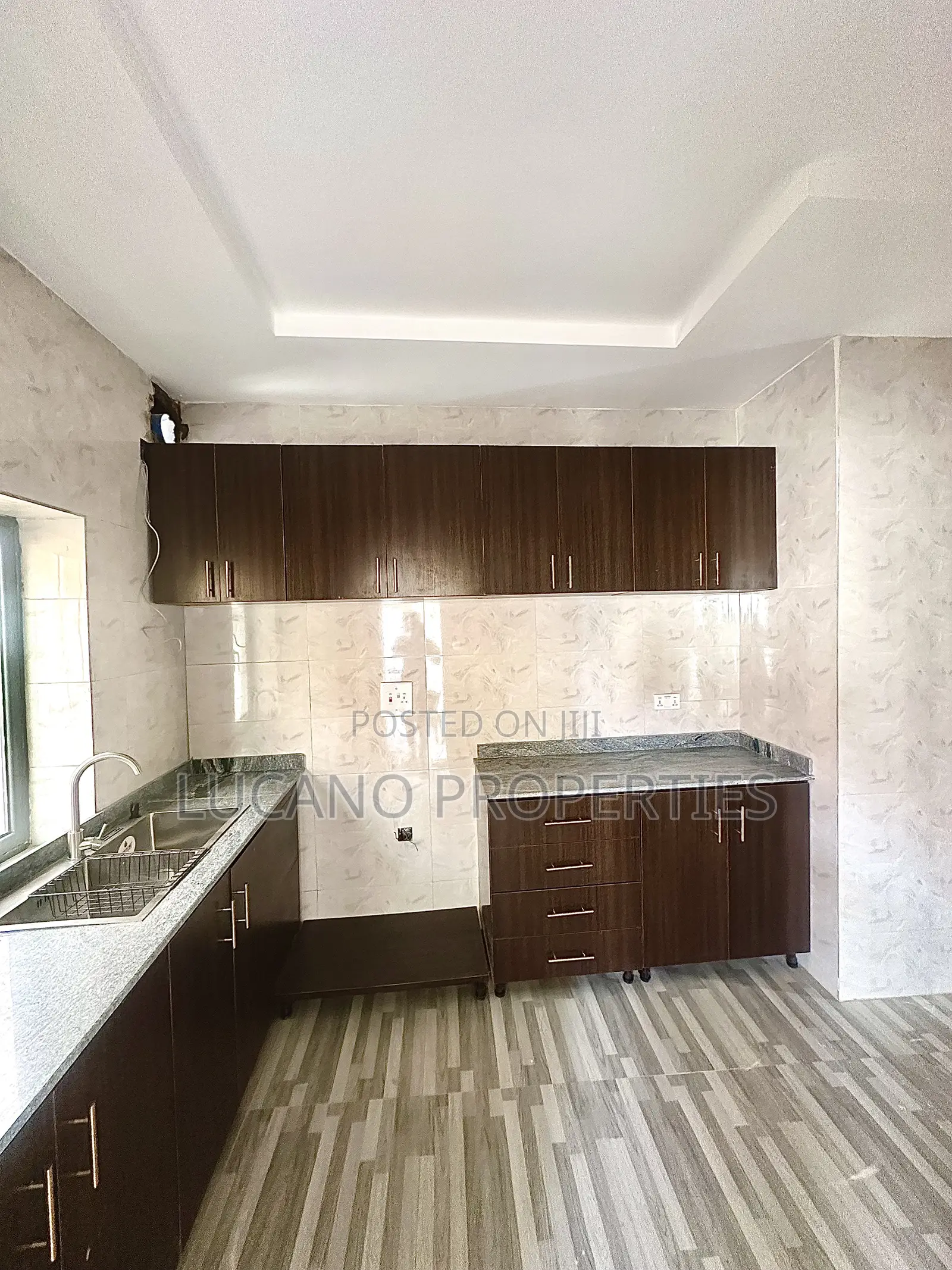 3bdrm Block of Flats in Wuye District for sale in Wuye