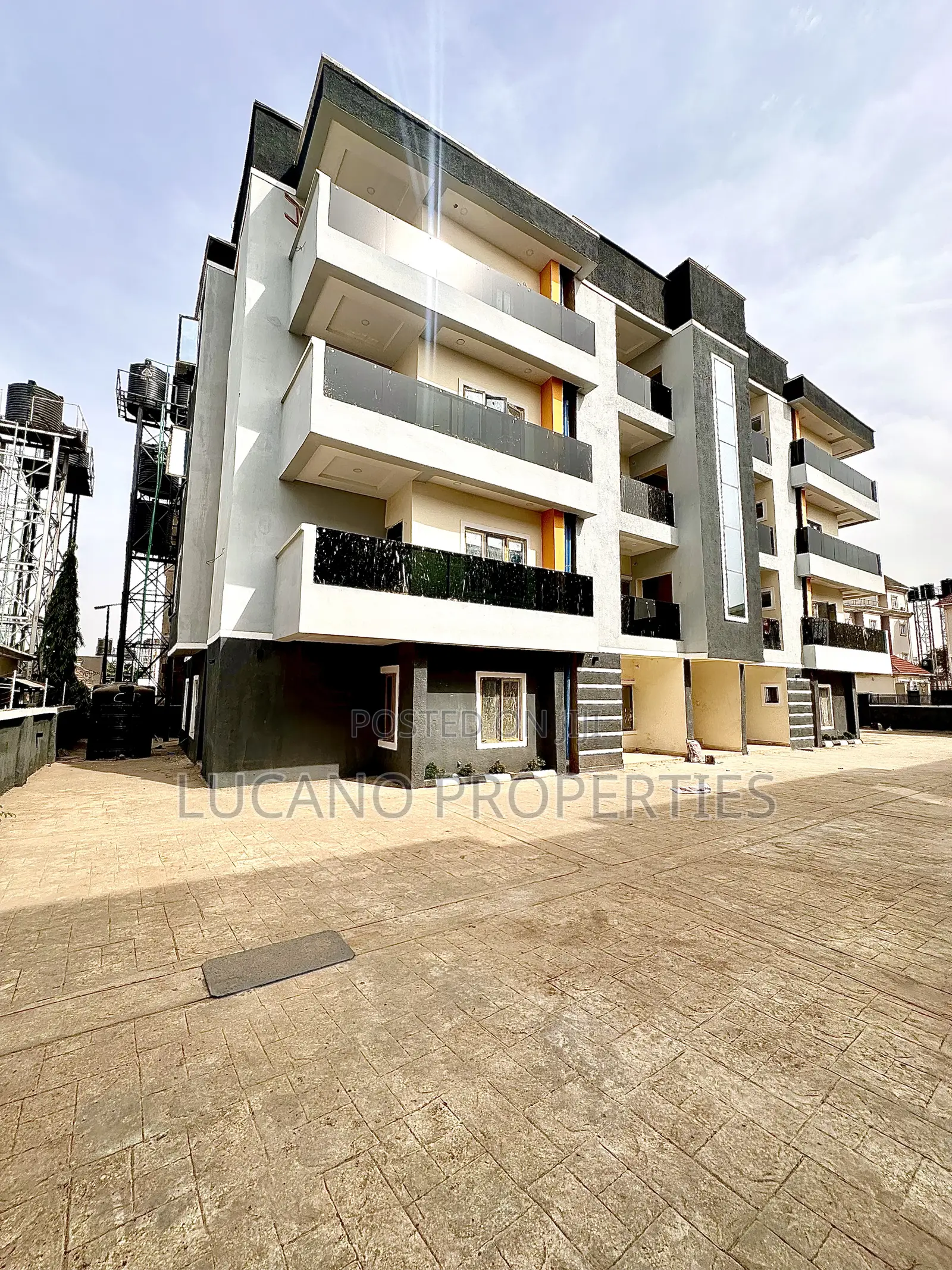 3bdrm Block of Flats in Wuye District for sale in Wuye
