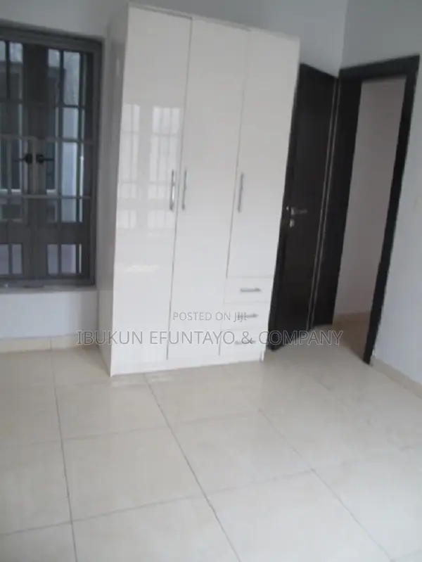 4bdrm Duplex in Hi-Life Estate, Ogombo for rent in Ogombo