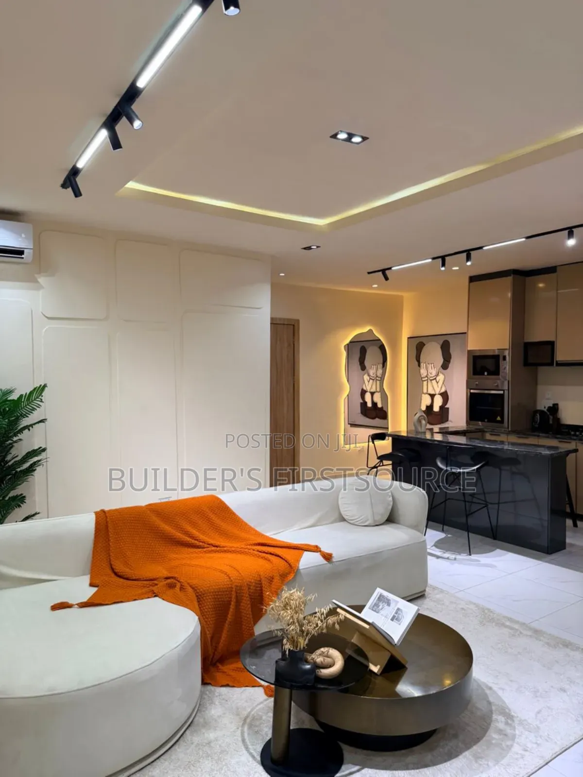 2bedroom Apartment
 in Chevron,Bera Estate With Ps5 in Chevron