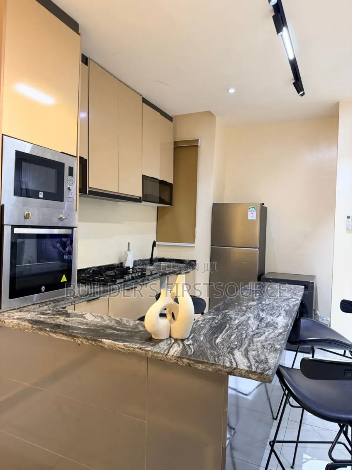 2bedroom Apartment
 in Chevron,Bera Estate With Ps5 in Chevron