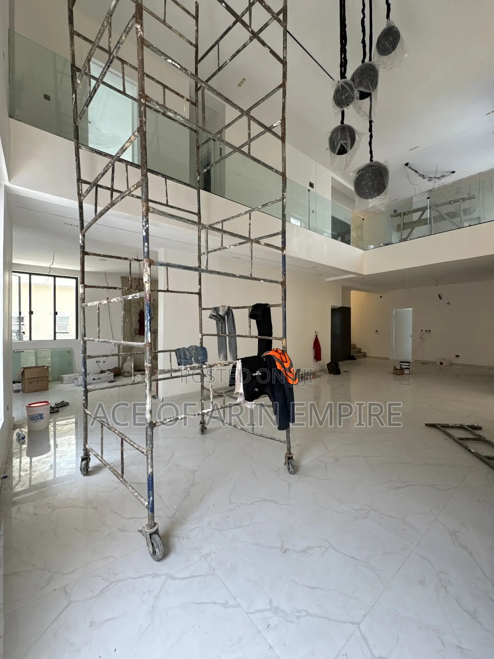6bdrm Duplex in Osapa London for sale in Osapa london