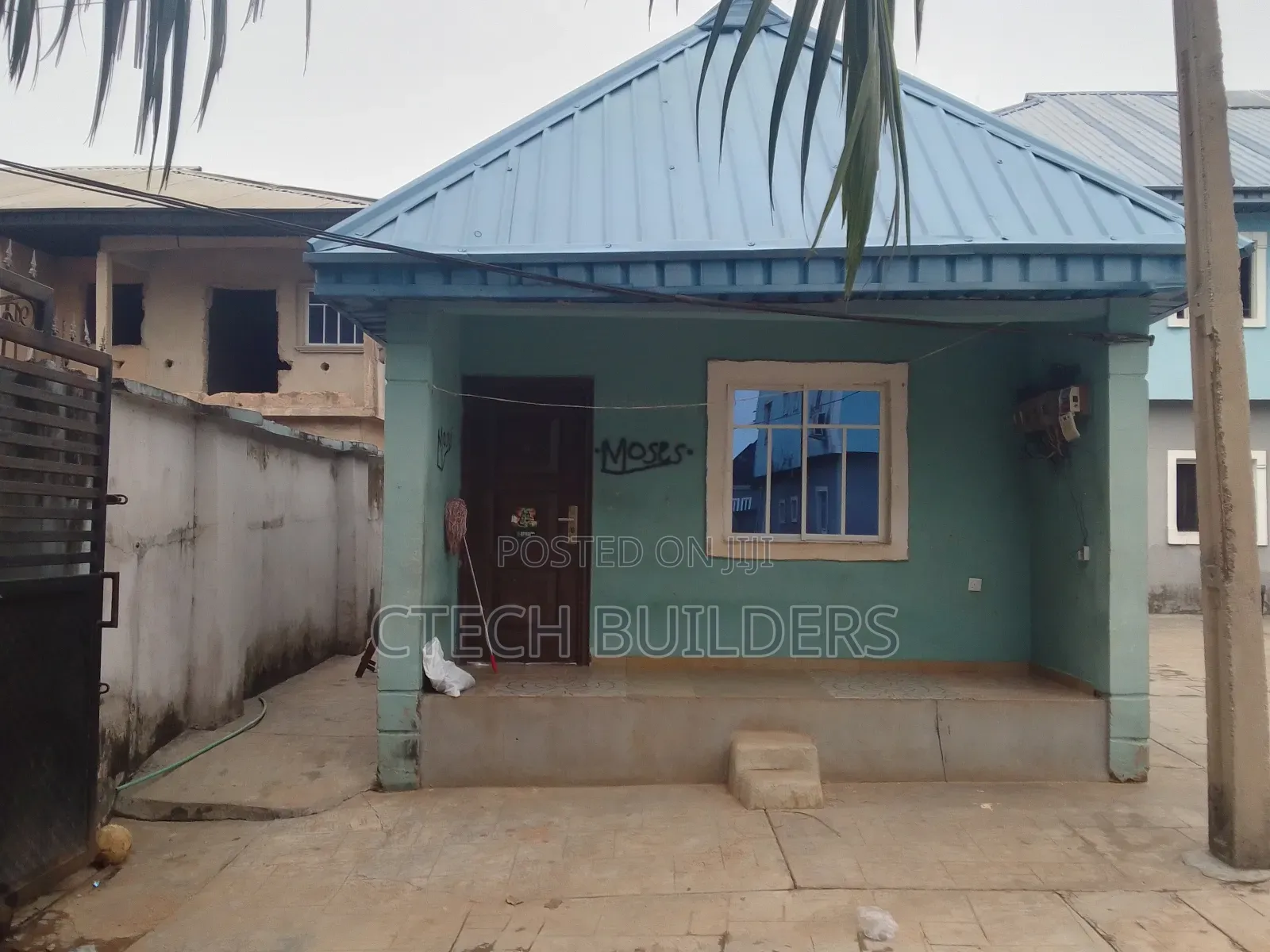 3bdrm Block of Flats in Benin City for sale in Benin City