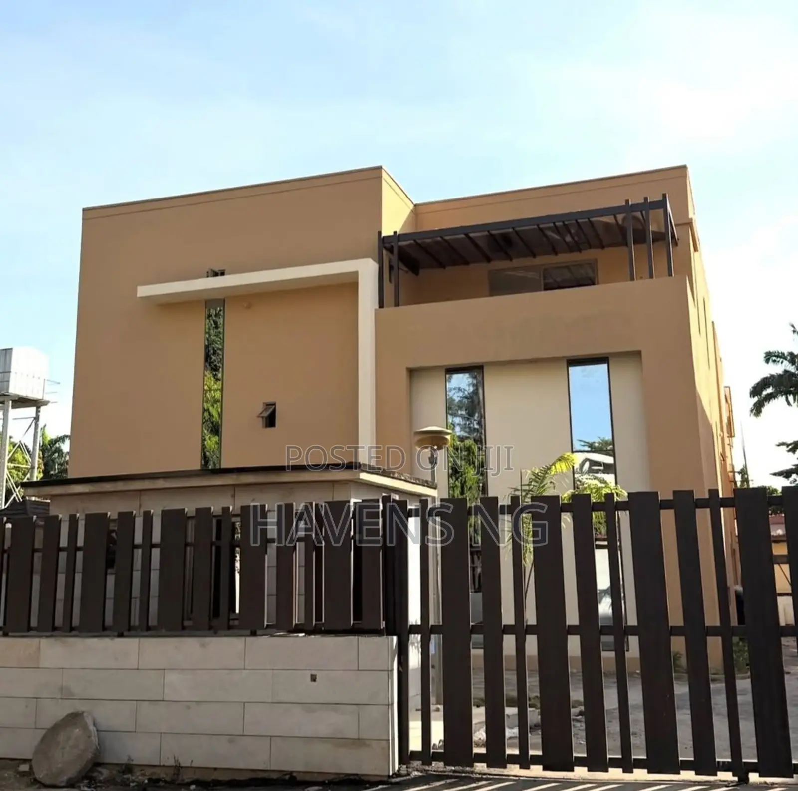 5bdrm Duplex in Maitama for sale in Maitama