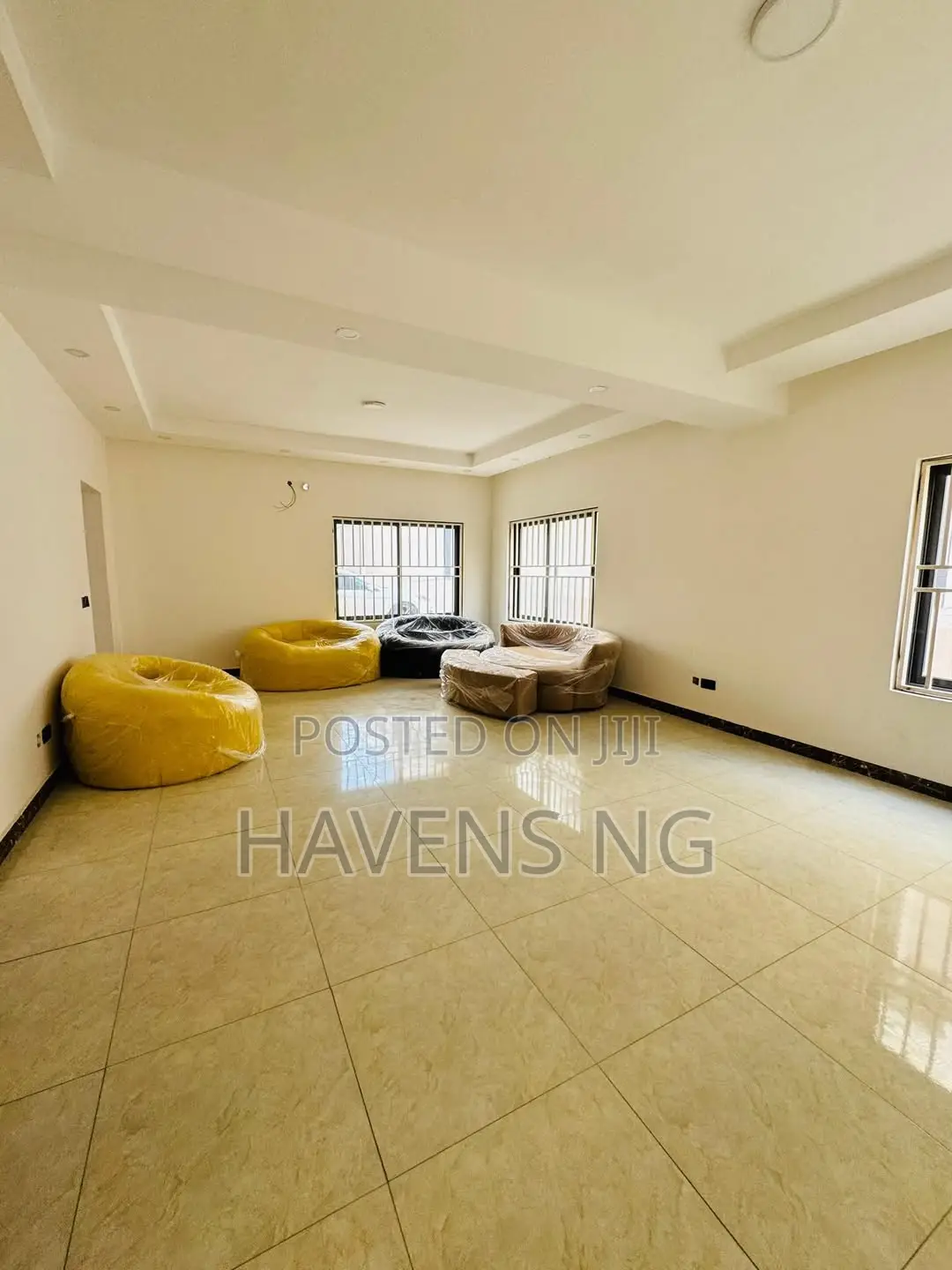 5bdrm Duplex in Mabushi for sale in Mabushi