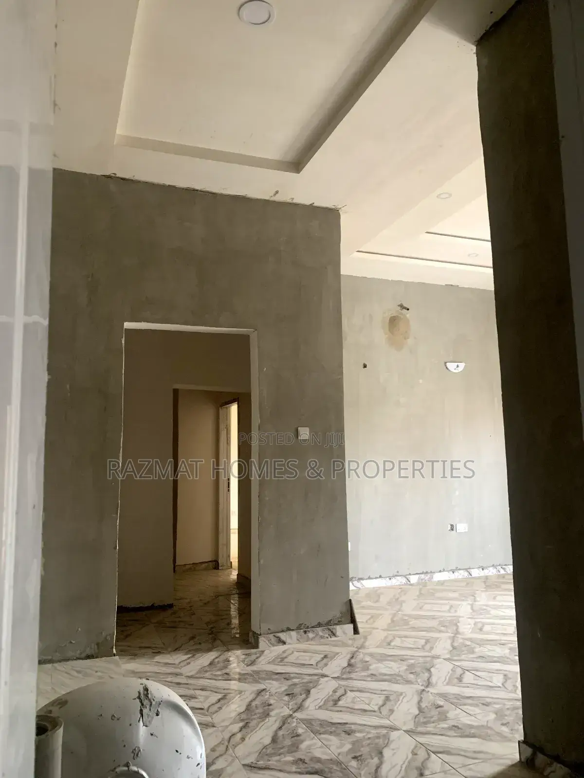 2bdrm Block of Flats in Okota for rent in Okota