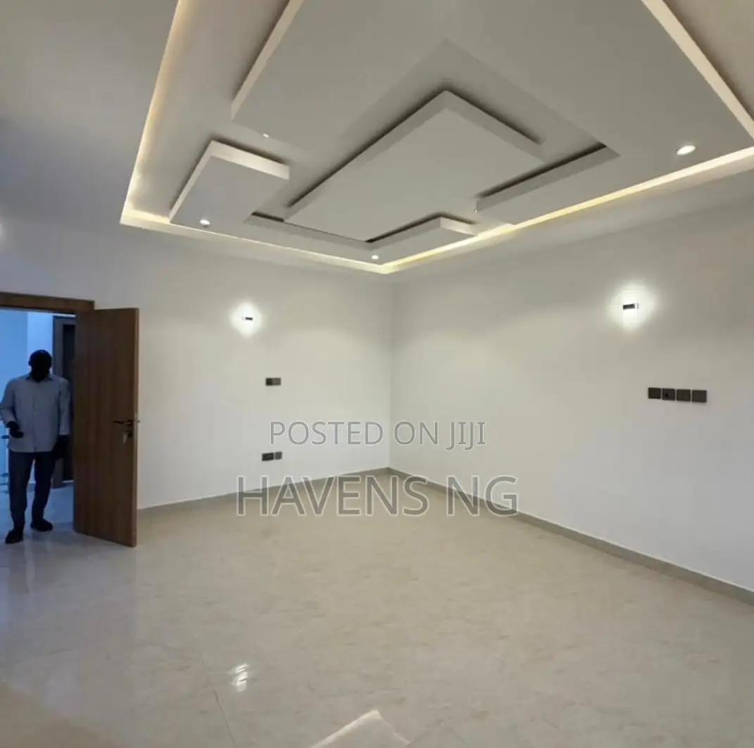 4bdrm Duplex in Jahi for sale in Jahi