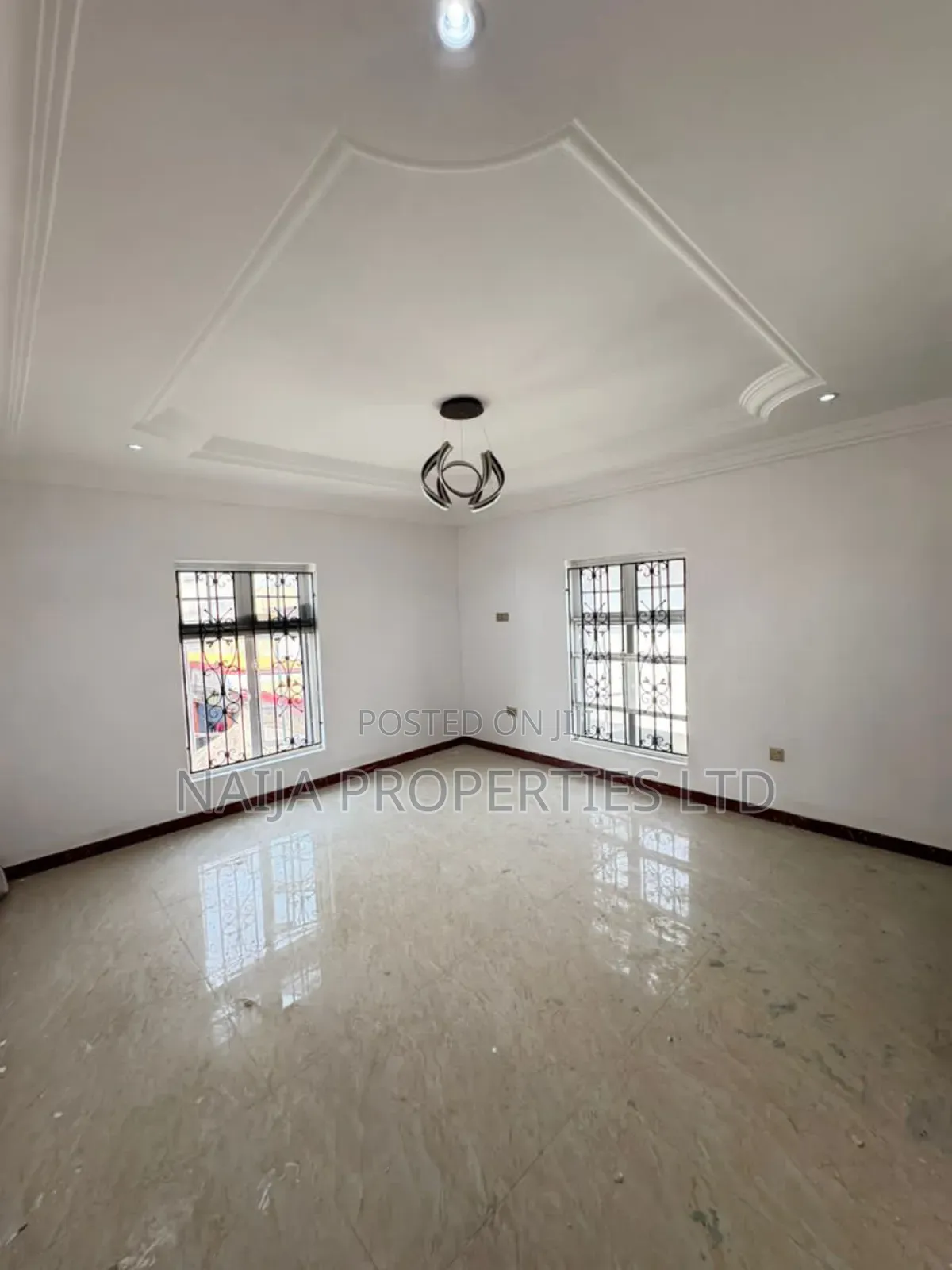 3bdrm Apartment in Lekki Phase 1 for rent in Lekki Phase 1