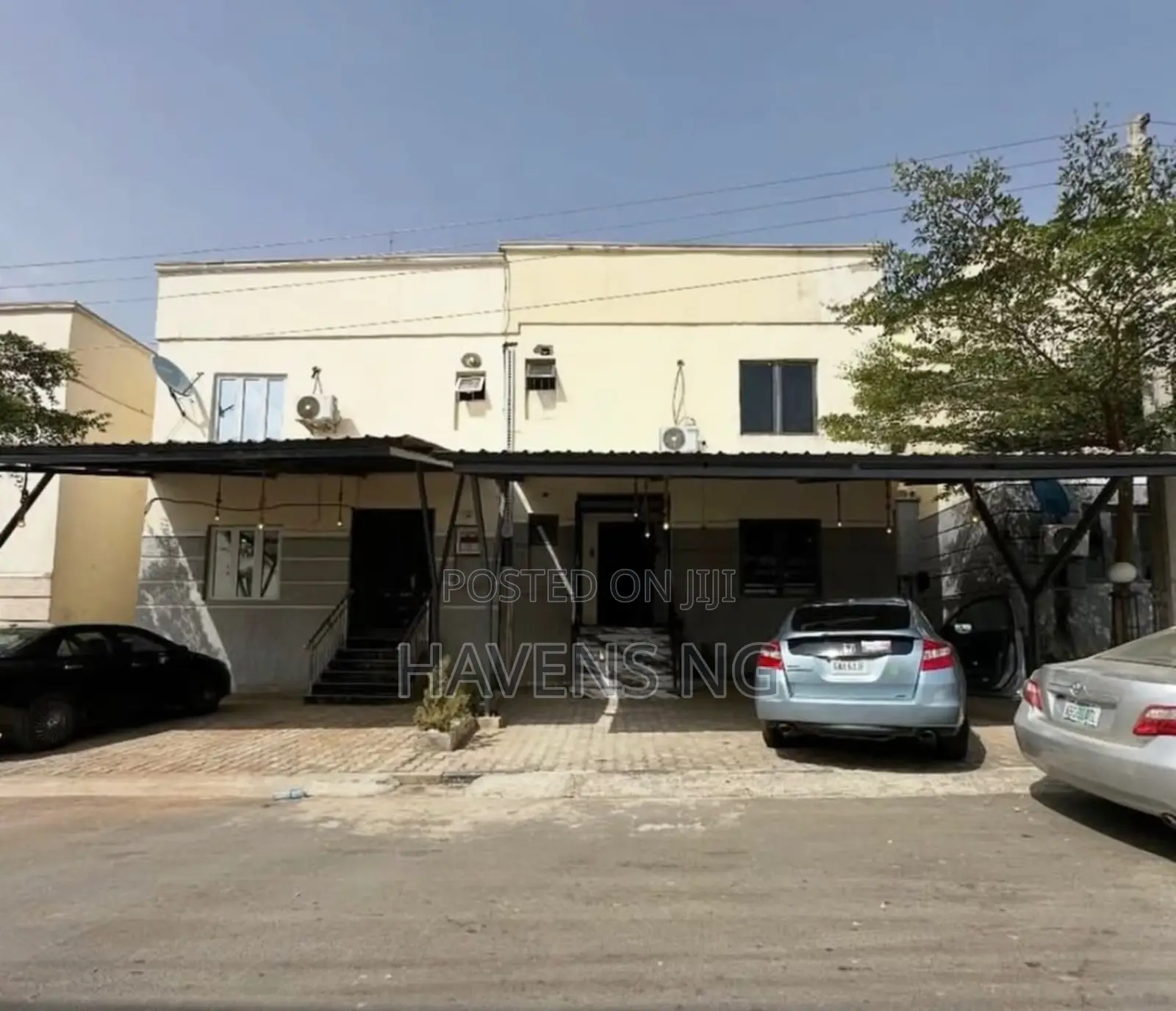 Furnished 4bdrm Duplex in Life Camp for sale in Life Camp