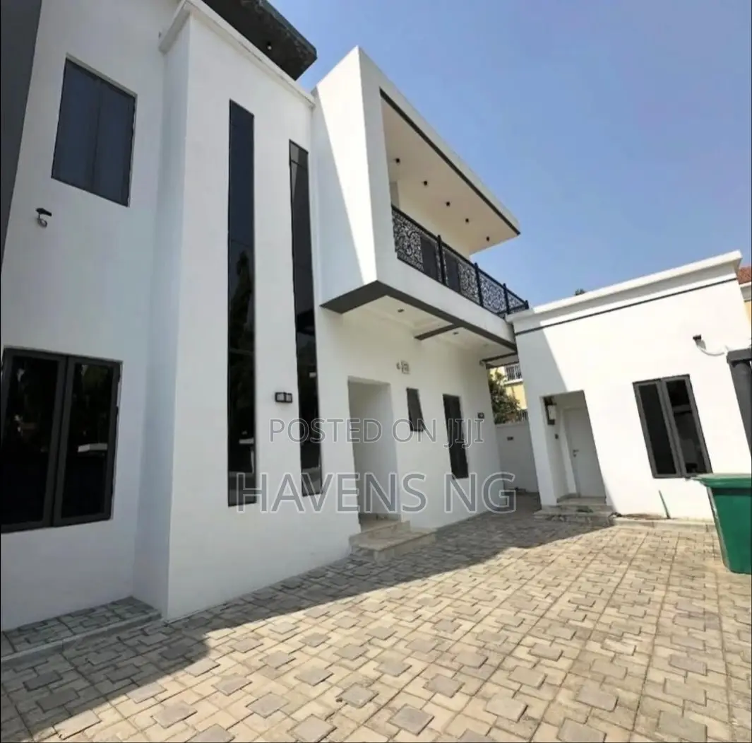 4bdrm Duplex in Life Camp for sale in Life Camp