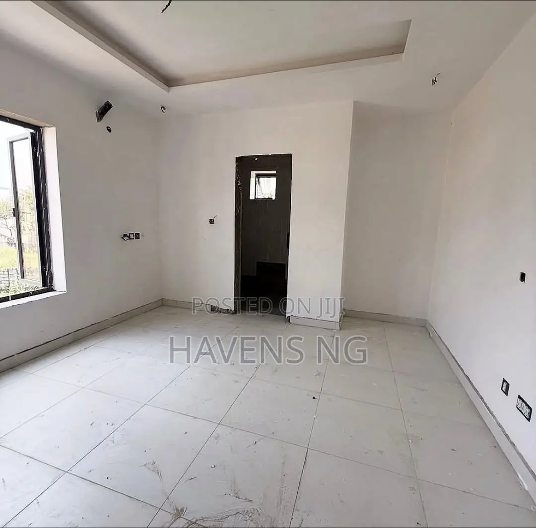 3bdrm Duplex in Life Camp for sale in Life Camp