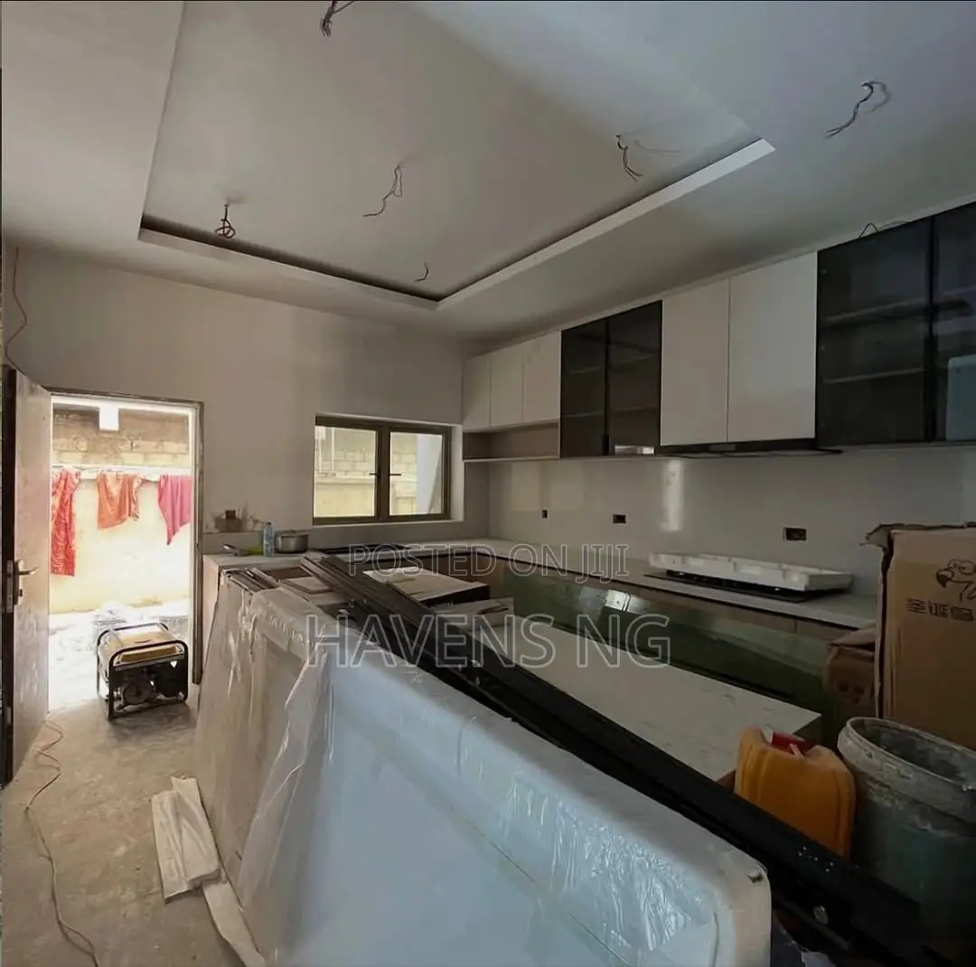4bdrm Duplex in Mabushi for sale in Mabushi