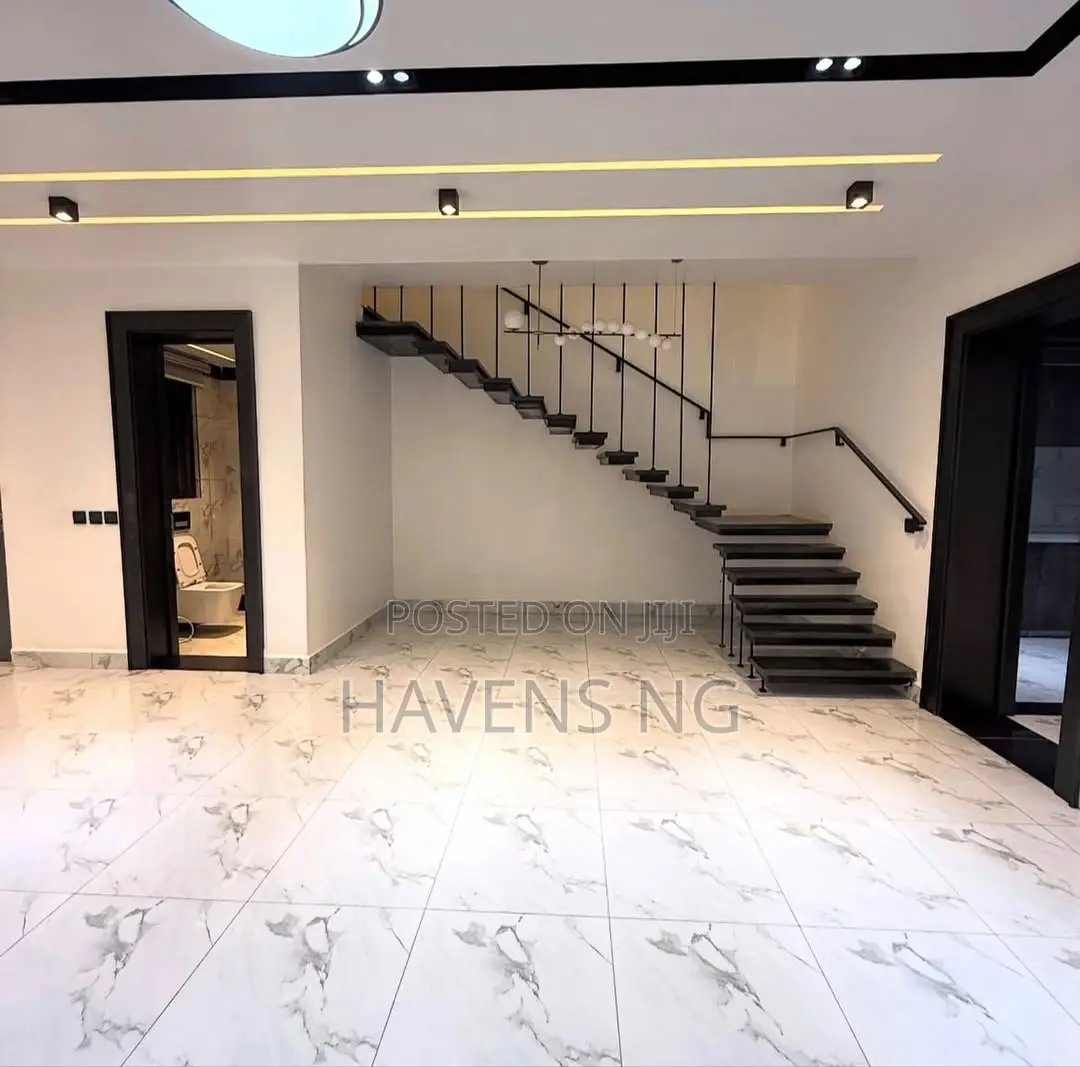 3bdrm Duplex in Life Camp for sale in Life Camp