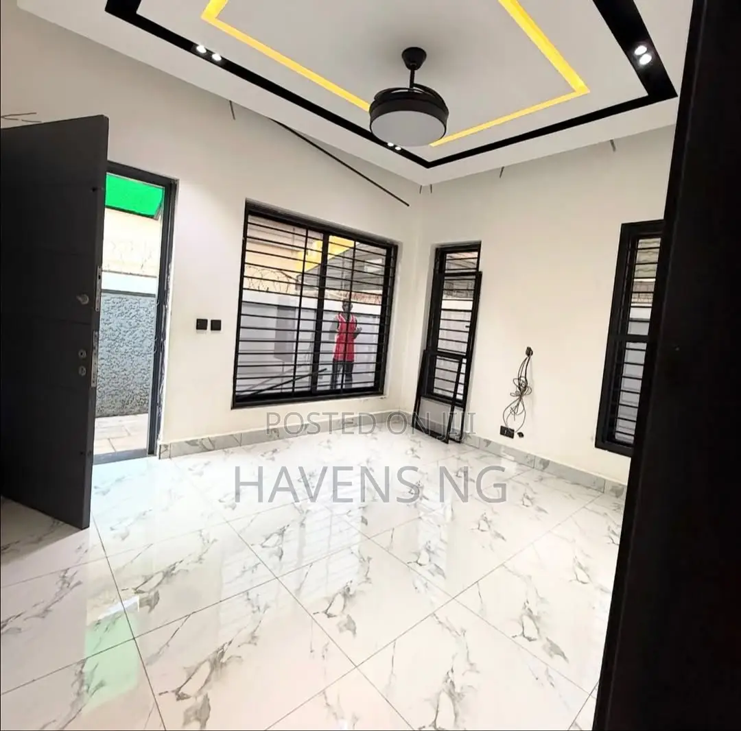 3bdrm Duplex in Life Camp for sale in Life Camp