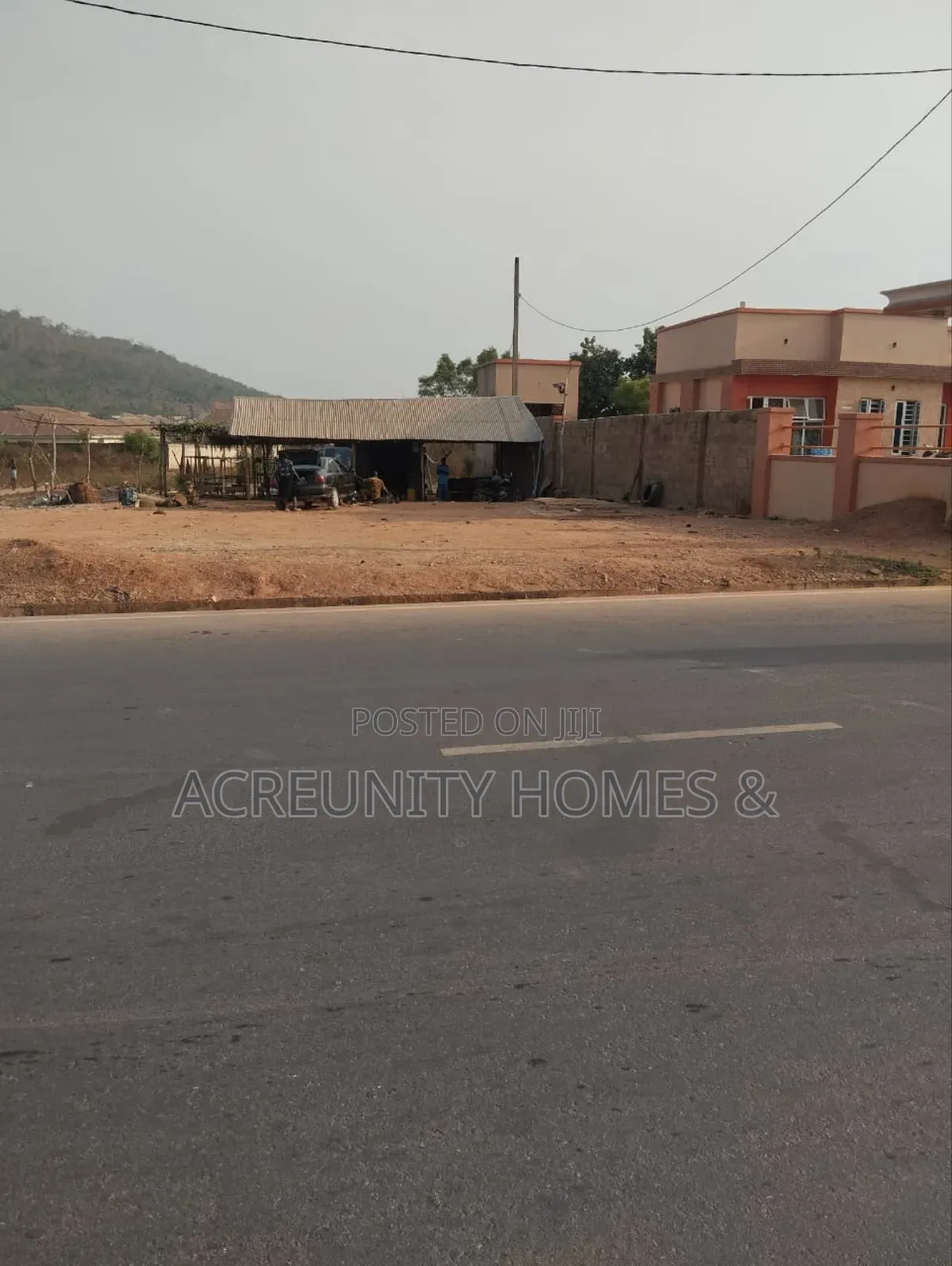1 Acre of Land– Beside Soma Filling Station, Iseyin–Ogbomoso Road in Iseyin