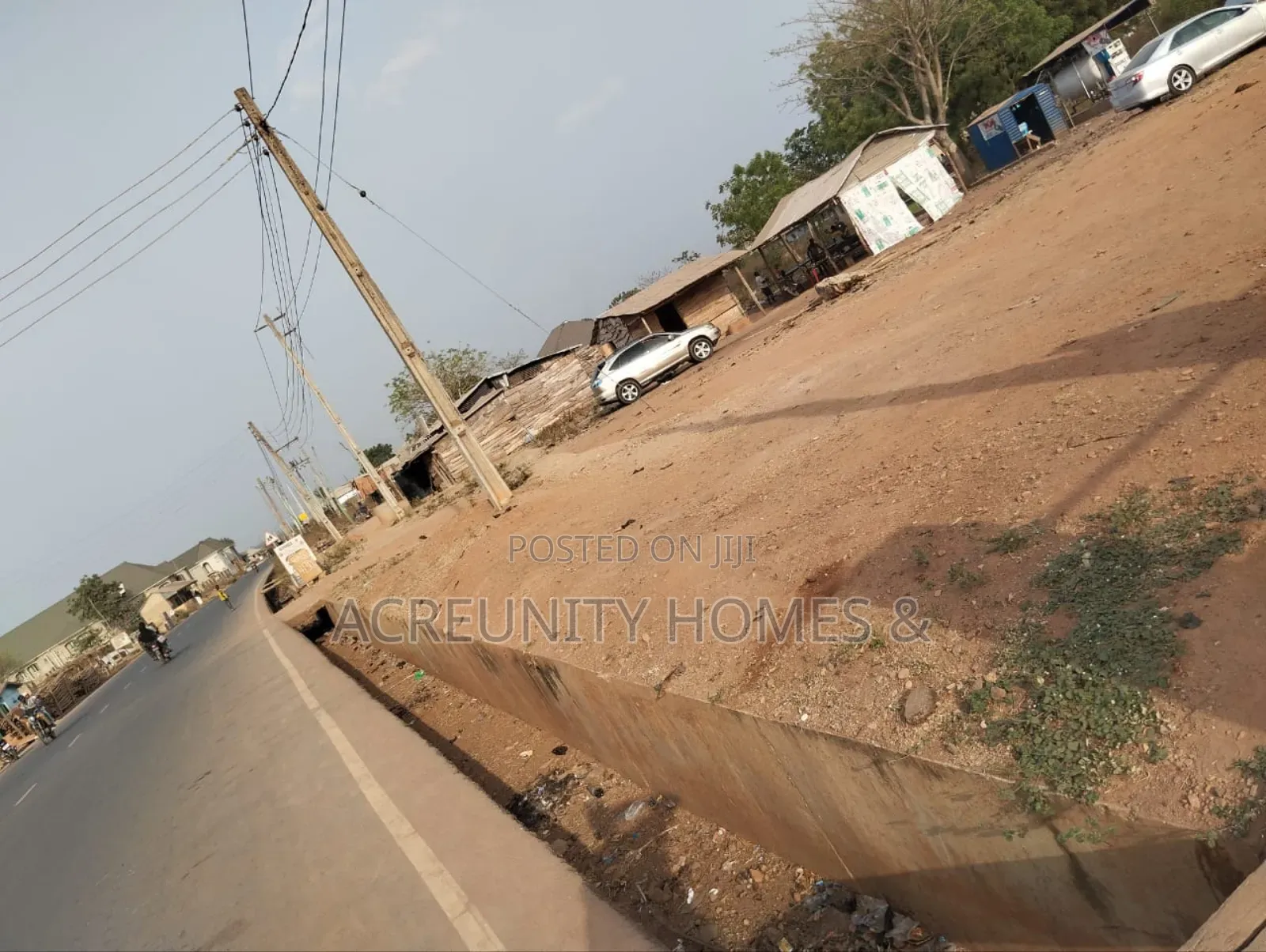 1 Acre of Land– Beside Soma Filling Station, Iseyin–Ogbomoso Road in Iseyin